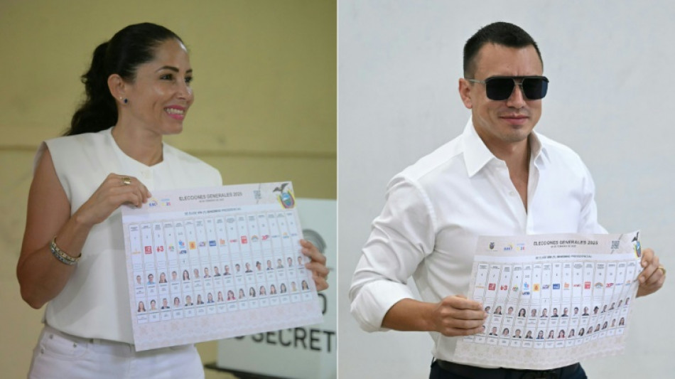 Noboa y Gonz&aacute;lez, rivales en las ant&iacute;podas de un Ecuador dividido