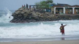 Erick é rebaixado a tempestade tropical enquanto avança pelo sul do México