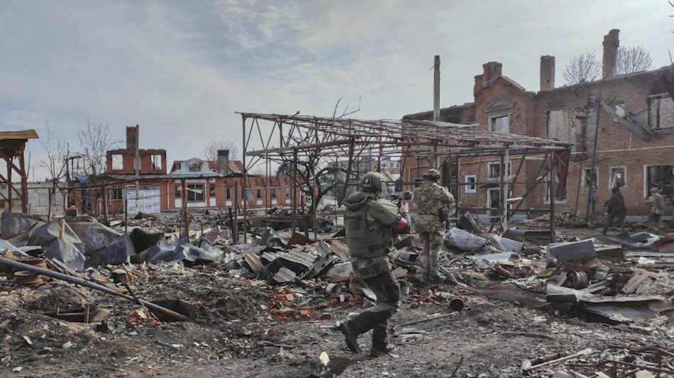 Governatore, vice capo della Marina russa ucciso nel Kursk