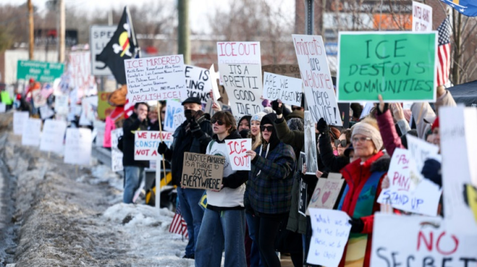 US towns resist Trump plans to jail immigrants in warehouses