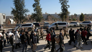 For&ccedil;as curdas evacuam Aleppo ap&oacute;s v&aacute;rios dias de combates mortais