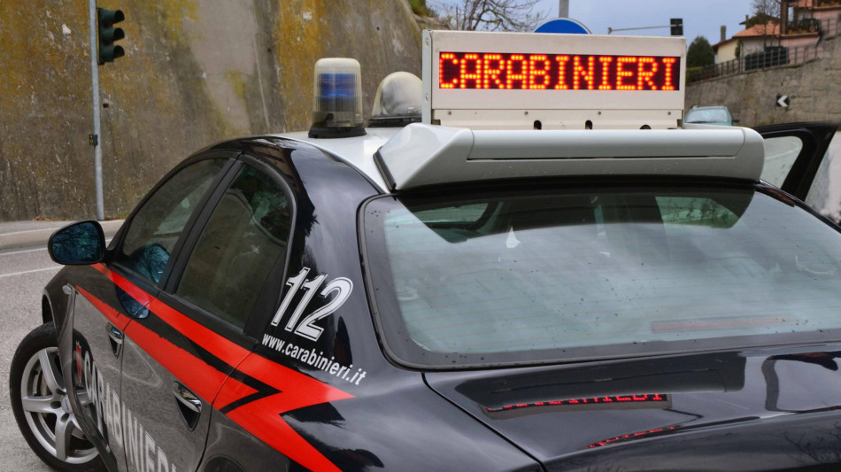 Il corpo di una 90enne nel cellophane trovato in un garage