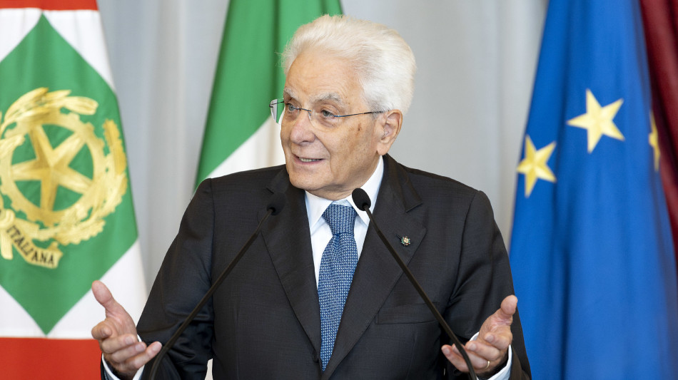 Mattarella, non si era e non si &egrave; stranieri a casa propria