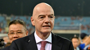 Federa&ccedil;&atilde;o Holandesa de Futebol prop&otilde;e c&uacute;pula sem Infantino para discutir futuro da Fifa