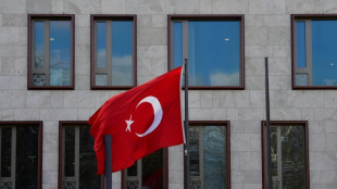 Farbattacke auf t&uuml;rkische Botschaft in Berlin