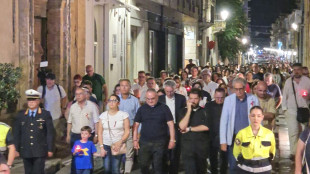 Omicidio-suicidio a Castelvetrano, fiaccolata per donna uccisa