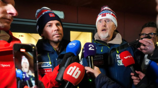 Anzugskandal: Norwegen r&auml;umt Fehler ein, bestreitet Betrug
