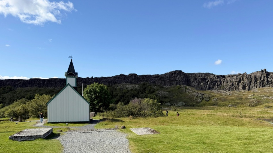En Islande, le myst&egrave;re du po&egrave;te, de la tombe et de l'&eacute;picier danois