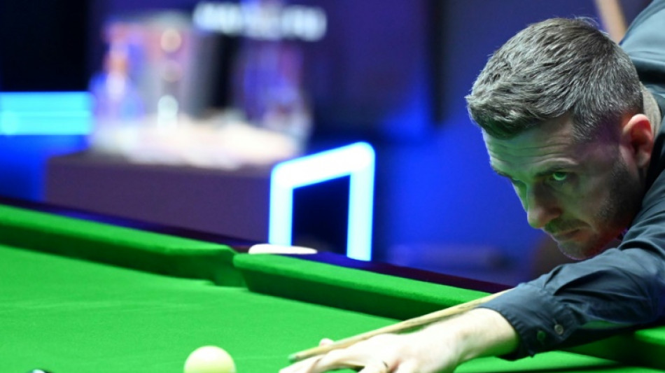 Selby hits first 147 in a world final as he closes on Brecel