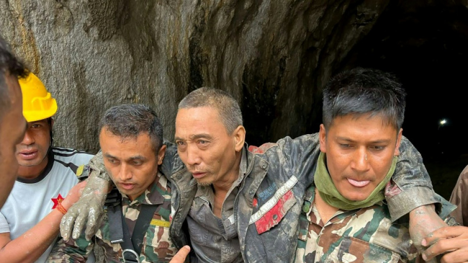 Dos nuevos rescates en Nepal mantienen la esperanza 10 d&iacute;as despu&eacute;s del alud