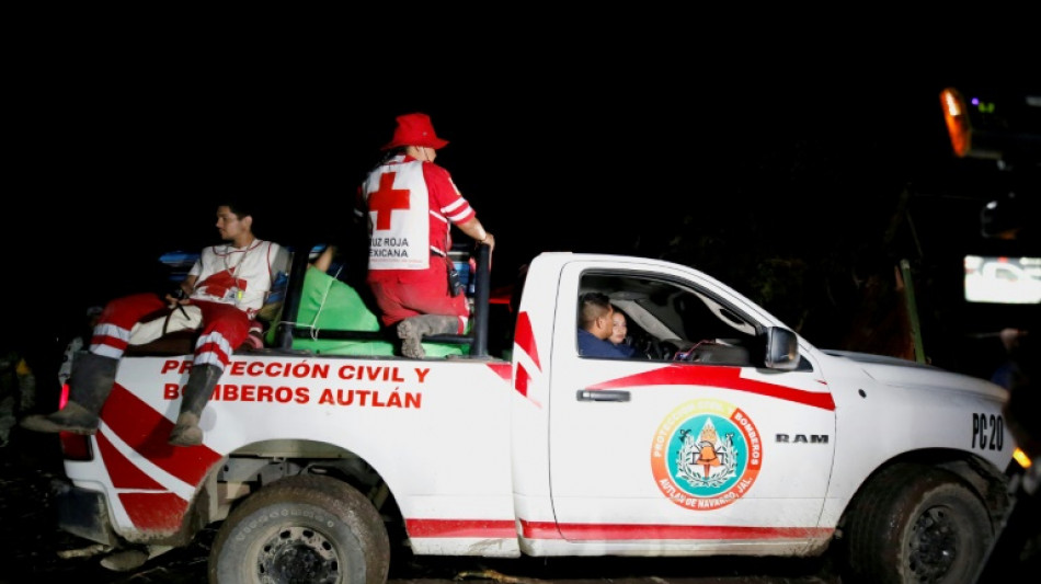 Al menos ocho muertos y dos desaparecidos tras desbordarse un arroyo en M&eacute;xico