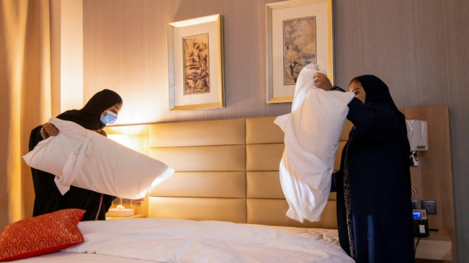 Arabia Saudita forma a decenas de miles de personas para el sector tur&iacute;stico