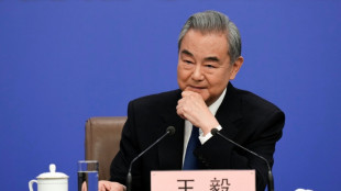 Pek&iacute;n pide a Panam&aacute; defender los derechos leg&iacute;timos de las empresas chinas