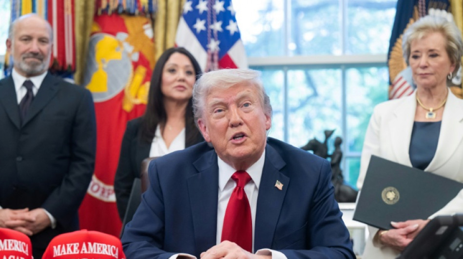 Trump acusa a Harvard de ser "antisemita" y una "amenaza para la democracia"