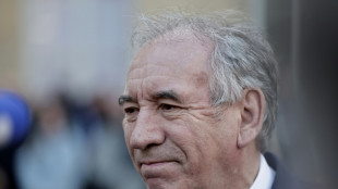 Apr&egrave;s Macron, Bayrou dimanche et lundi &agrave; Mayotte, avec Borne et Valls
