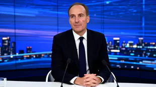 D&eacute;bat Medef 2027 : Glucksmann critique Le Pen sur la dette et l'immigration