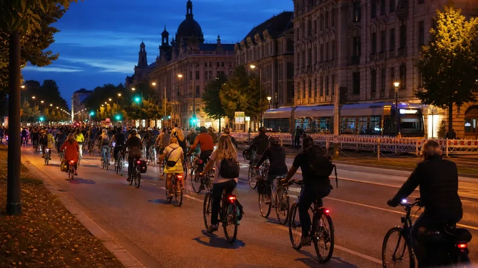 Leipziger Tagesr&uuml;ckblick: Anklage nach Amokfahrt, Stra&szlig;enbahnunfall und Radnacht