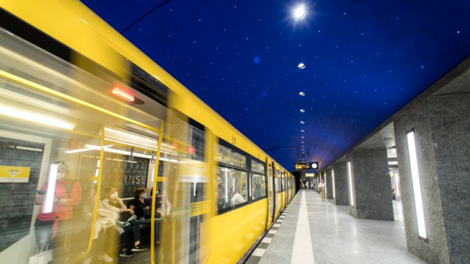 Sozialverband VdK fordert neben 49-Euro-Ticket bundesweites Sozialticket