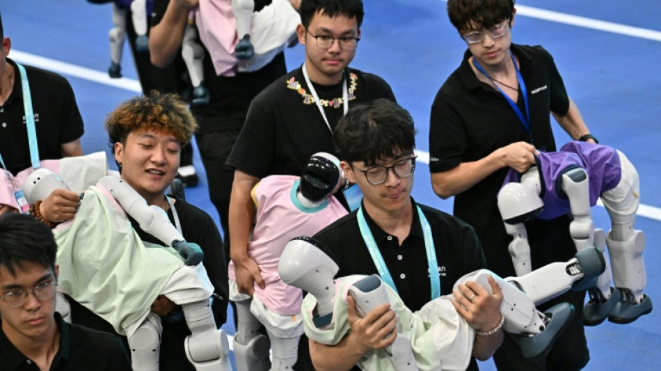 Des humano&iuml;des battent des records sportifs humains aux World Robot Games en Chine