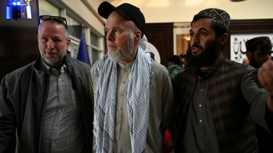 Americano libertado no Afeganist&atilde;o ap&oacute;s mais de um ano de deten&ccedil;&atilde;o chega aos Emirados