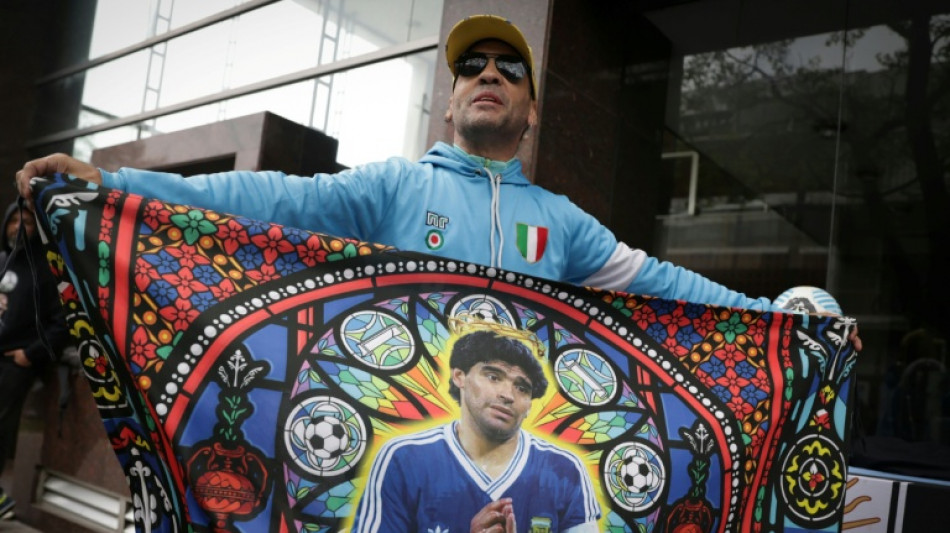 Closing arguments begin in Maradona death trial