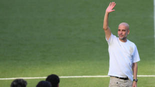 Scandalo City, Guardiola 'sar&ograve; sempre al fianco del mio club'