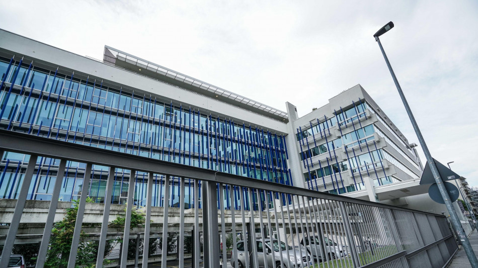 Assaltata la sede della Stampa da un centinaio di manifestanti