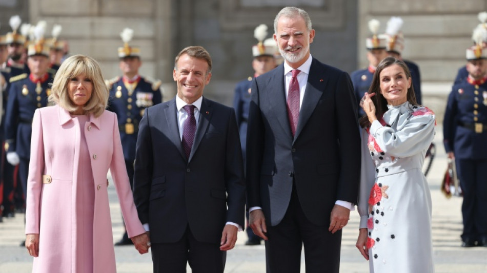 En Espagne, Macron livre ses recettes contre la mont&eacute;e des "extr&ecirc;mes" en Europe
