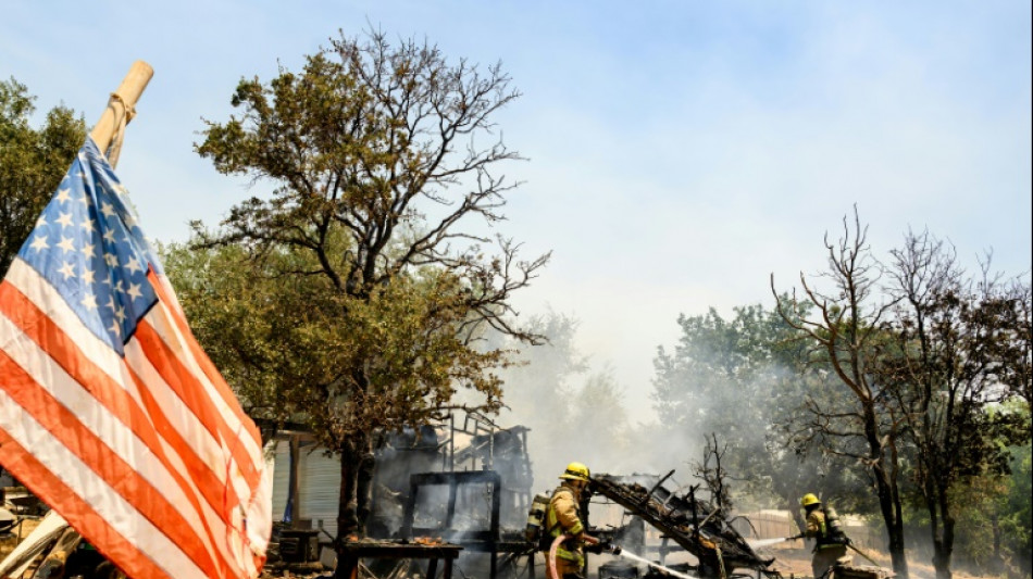 Important incendie en Californie, des milliers d'&eacute;vacu&eacute;s