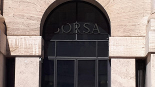 Borsa: Milano sconta lo stacco cedole (-1%), giù Tim e Leonardo