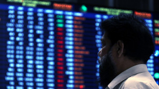 Borsa: Milano sale con le banche, l'Europa guarda alle trimestrali