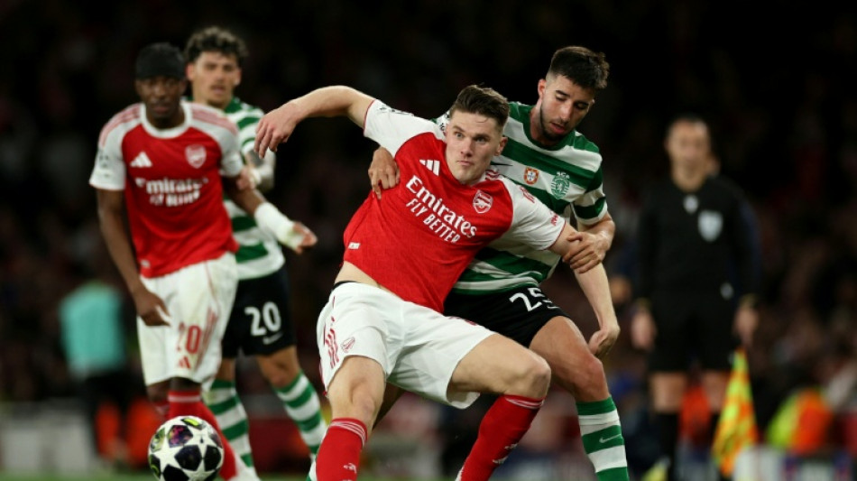 Arsenal empata com Sporting (0-0) e avan&ccedil;a &agrave;s semifinais da Liga dos Campe&otilde;es