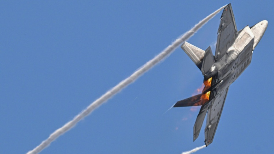 La autoridad a&eacute;rea de EEUU advierte de "actividad militar" sobre M&eacute;xico y Am&eacute;rica Central