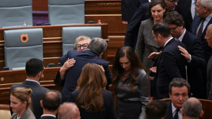 Kosovo aprueba cambios al tribunal de cr&iacute;menes de guerra para evitar elecciones anticipadas