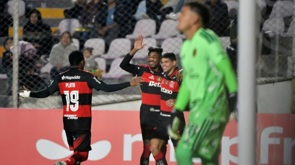 Flamengo vence na visita ao Cusco (2-0) em sua estreia na Libertadores