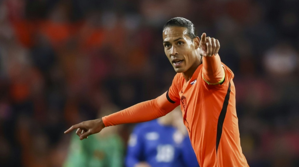 Pa&iacute;ses Baixos vencem S&eacute;rvia (2-1) e se aproximam das quartas de final da Liga das Na&ccedil;&otilde;es