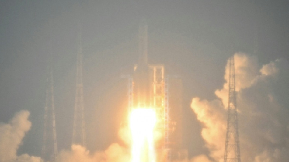 China anuncia adiamento de miss&atilde;o lunar