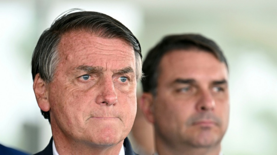 Bolsonaro segue na UTI ap&oacute;s uma semana internado
