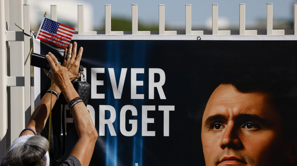 Trump assegna a Charlie Kirk la medaglia della libertà