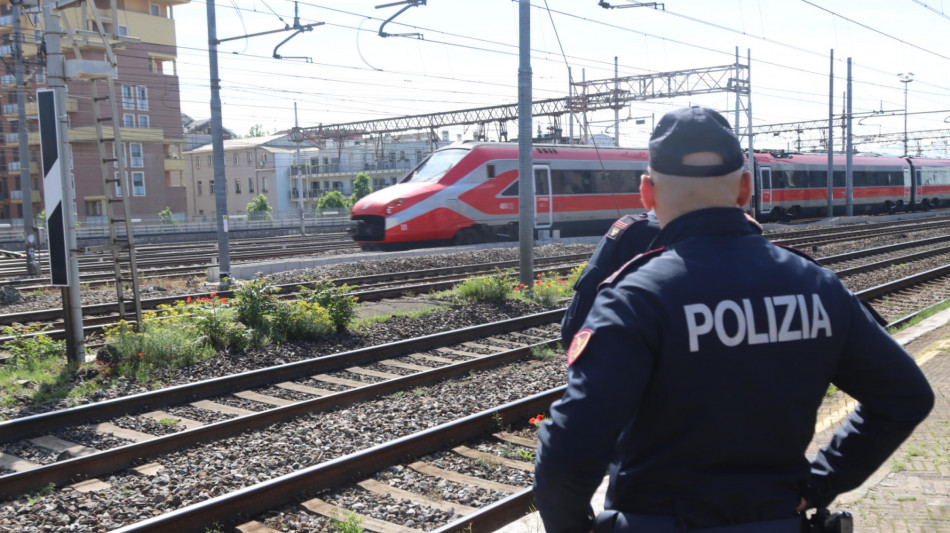 Tent&ograve; di uccidere poliziotto, condannato a 12 anni e 2 mesi