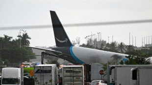 Mindestens f&uuml;nf Tote bei Unfall von Amazon-Frachtflugzeug an Flughafen Miami