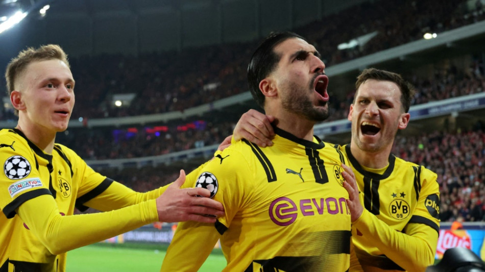 Slapstick und Super-Tor: BVB k&auml;mpft sich ins Viertelfinale