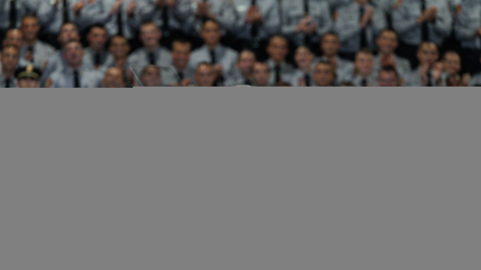 Trump, 'Xi arriva il 24 settembre, vorrei ospitare 3.000 persone alla Casa Bianca'