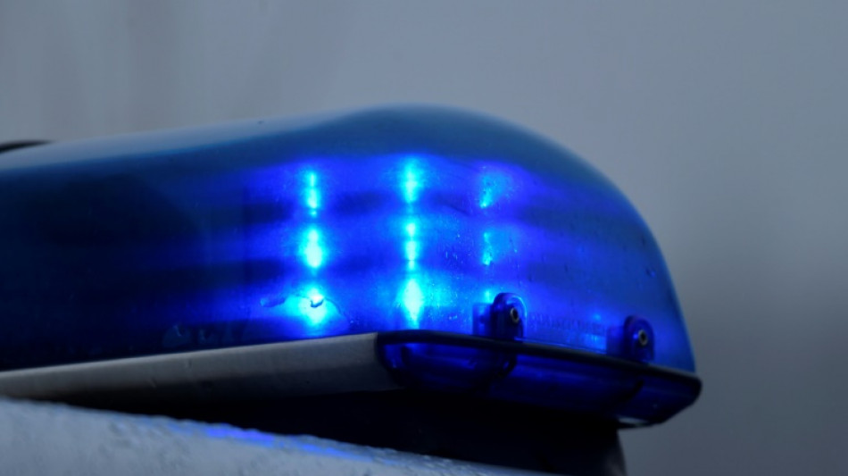 &Auml;ste und Vordach bremsen Sturz von Zweij&auml;hrigem aus Fenster in NRW