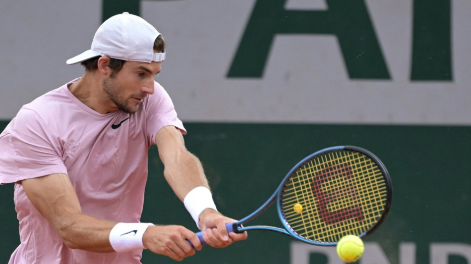 Matchb&auml;lle vergeben: Davis-Cup-Deb&uuml;tant Squire verliert