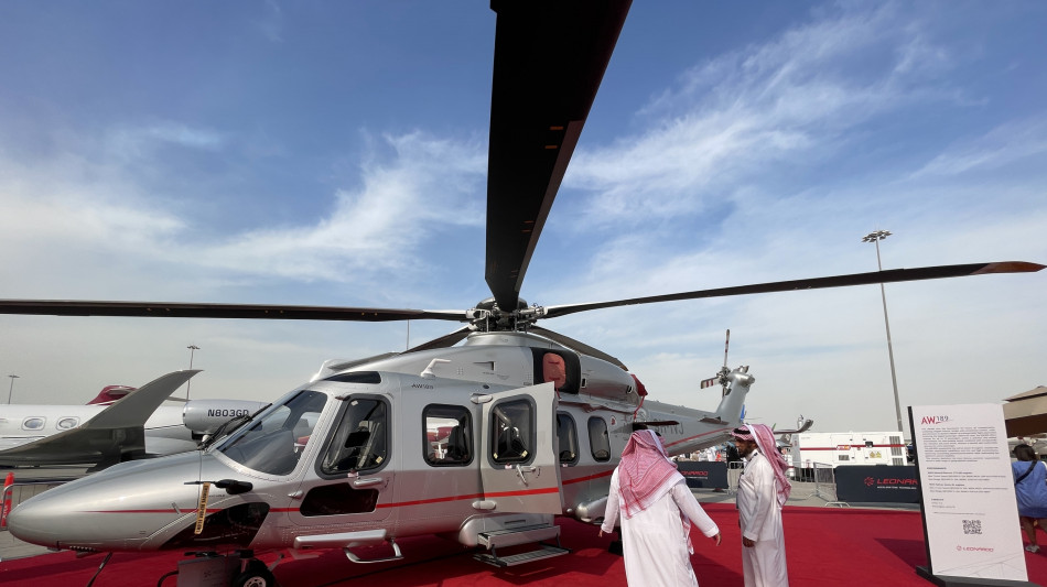 Leonardo cresce negli Emirati, punta su alleanze locali