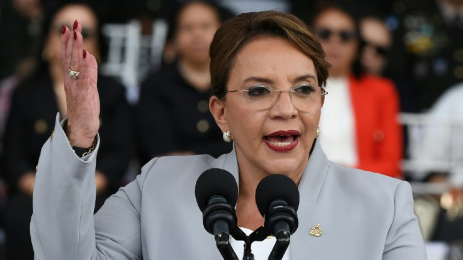 La presidenta de Honduras denuncia una conspiración para un "golpe electoral"