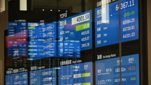 Borsa: Asia brillante, ma future contrastati in Europa, Tokyo +2,4%