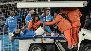 Napoli: per Di Lorenzo un distorsione, niente operazione