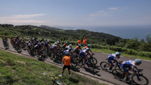 La quatri&egrave;me &eacute;tape du Tour: en route vers le circuit de Nogaro